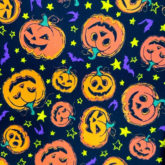 SHOSHO Two-Piece Halloween
Onesie PJ's/Costume & Matching Headband Women's Sz L - Picture 5 of 5